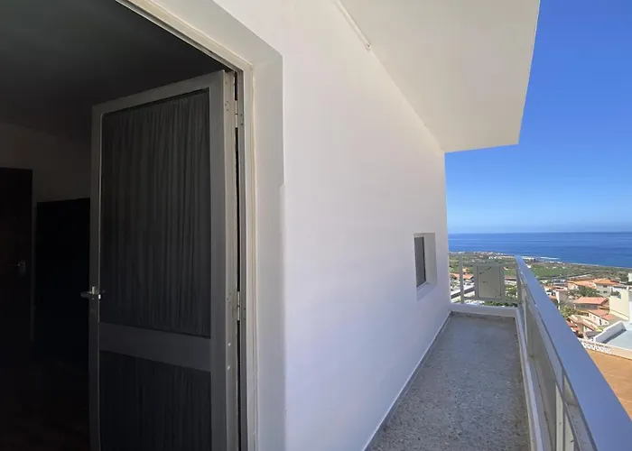 El Chorro Atico