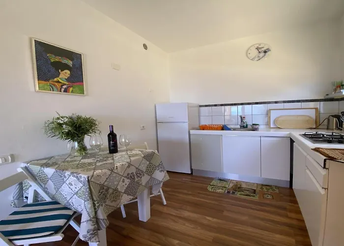 El Chorro Atico Apartman *